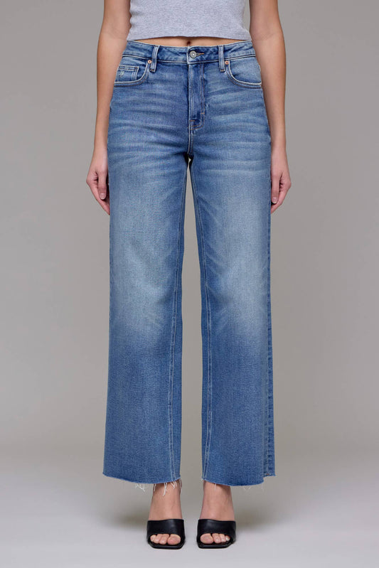 Medium Vintage Stretch Clean Dad Jean