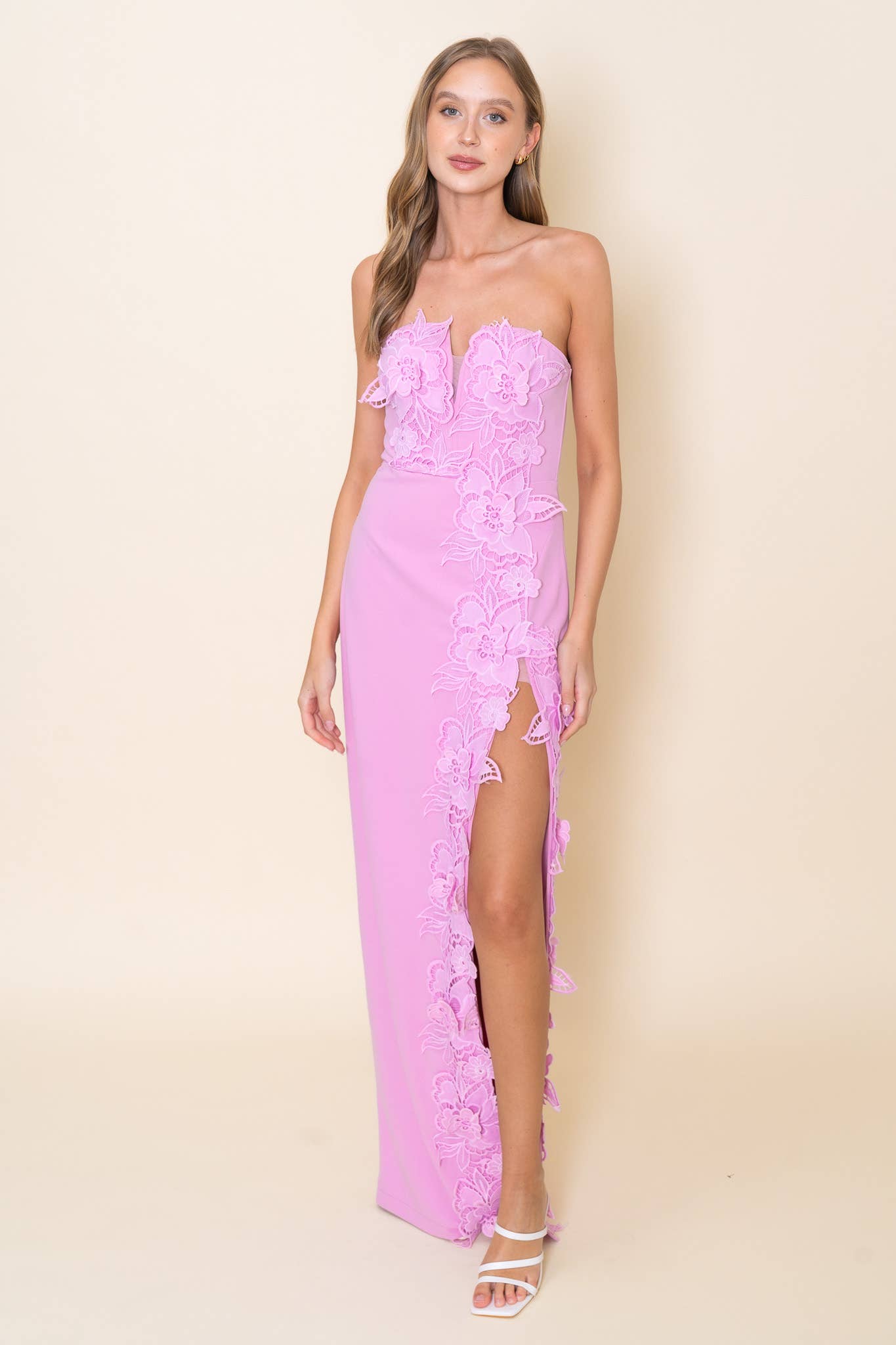 LOW V STRAPLESS MAXI DRESS WITH SLIT