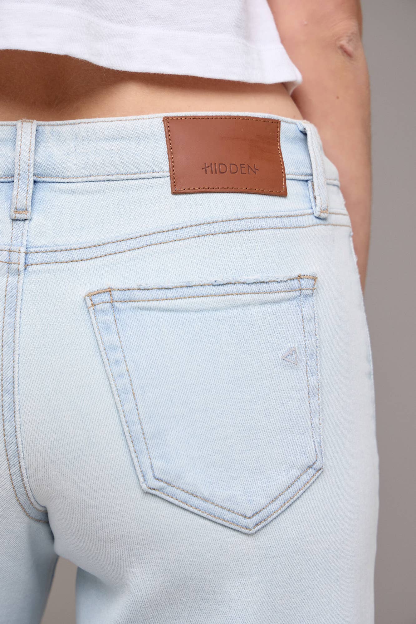 Super Light 31" Inseam Midrise Wide Leg