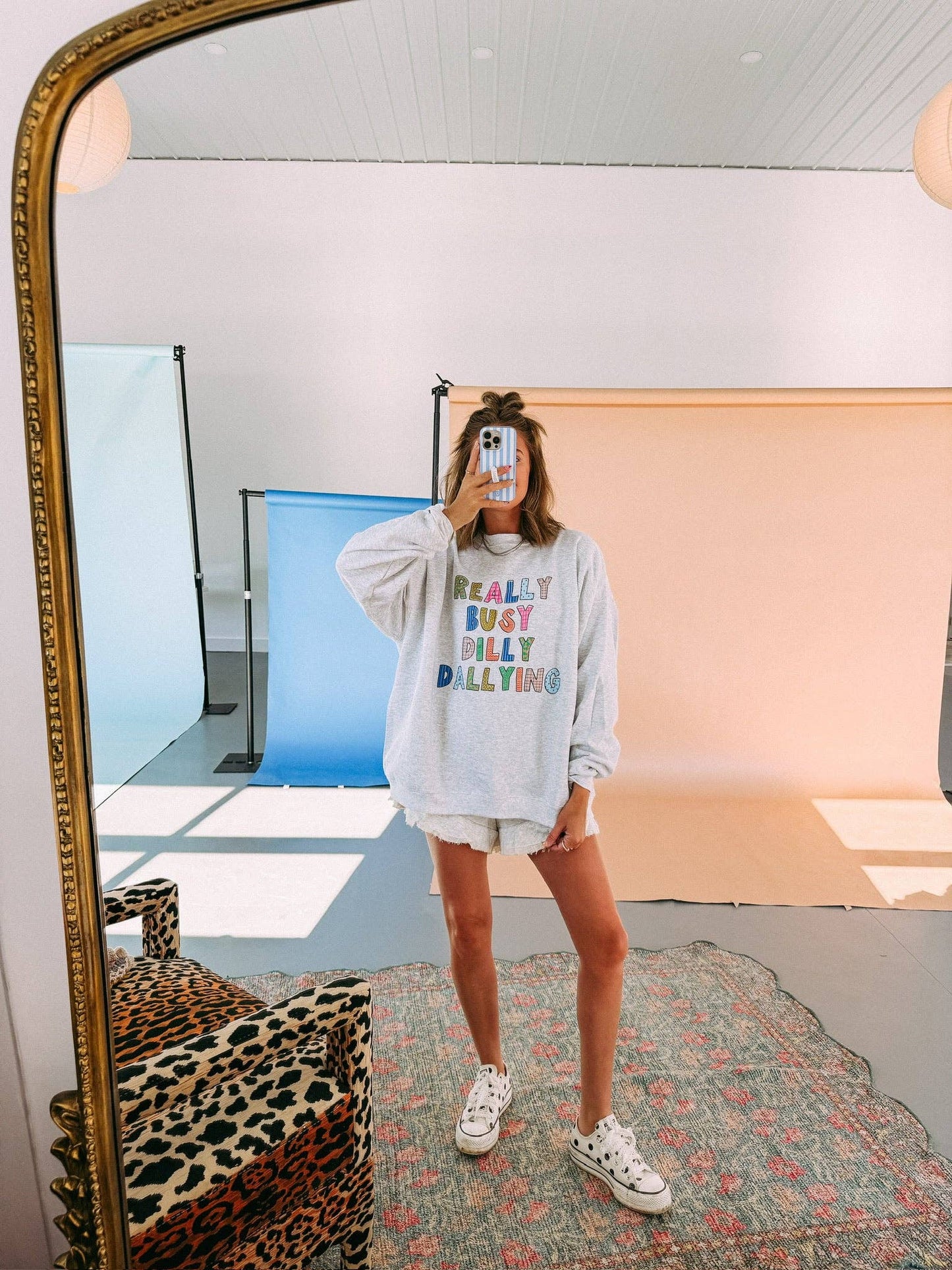 Dilly dallying sweatshirt - hanes / ash