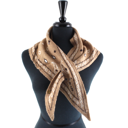 S26324 Pull-Through Polyester Triangle Scarf