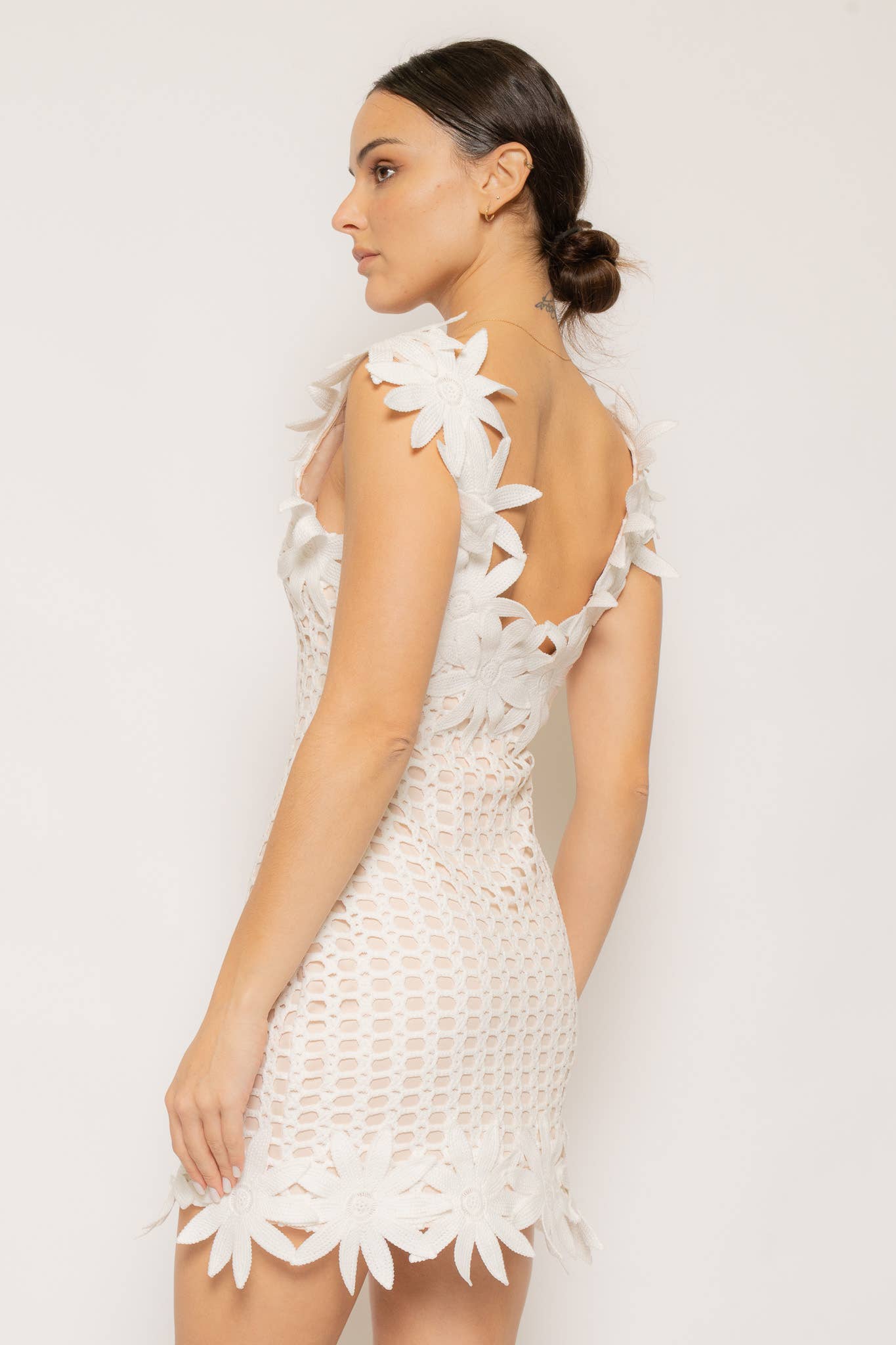 FLOWER KNITTING MINI DRESS