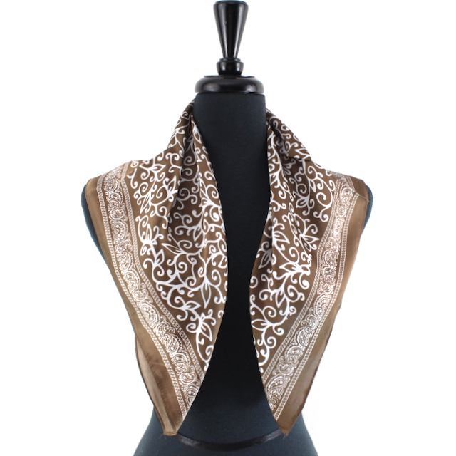 S25189 Lightweight Square Scarf