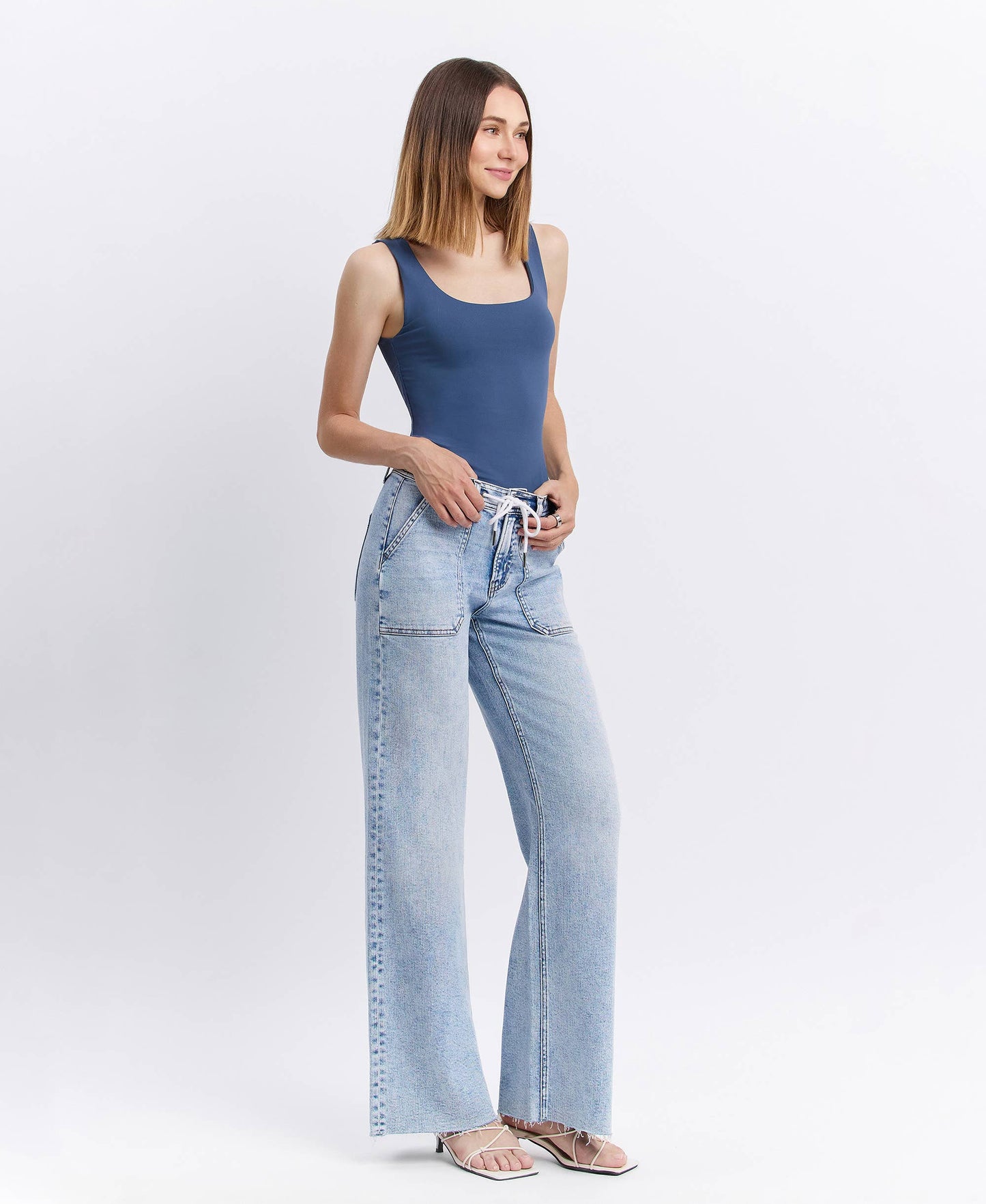 HIGH RISE DRAWSTRING WAISTBAND WIDE LEG JEANS