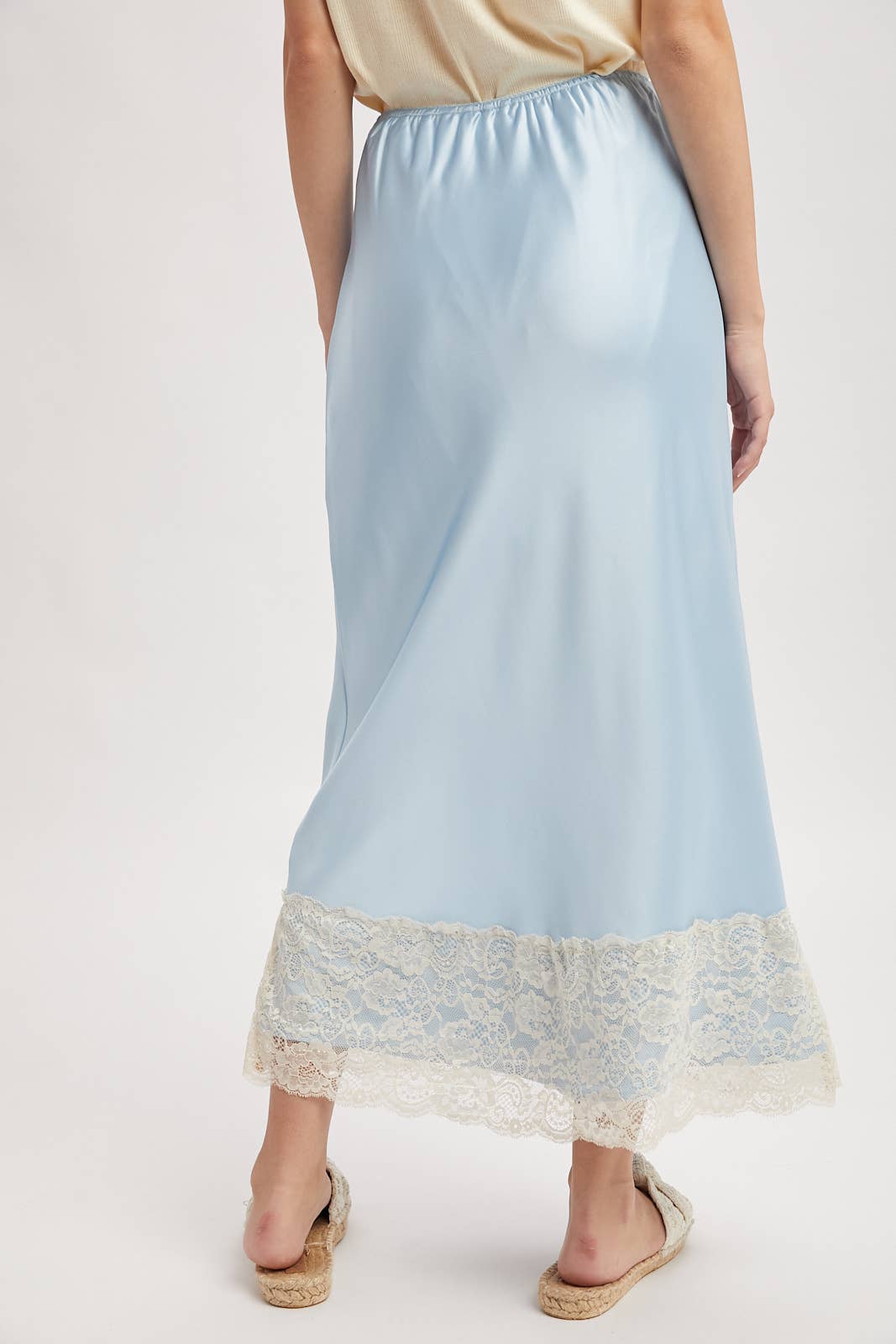 LACE TRIM SATIN MIDI SKIRT