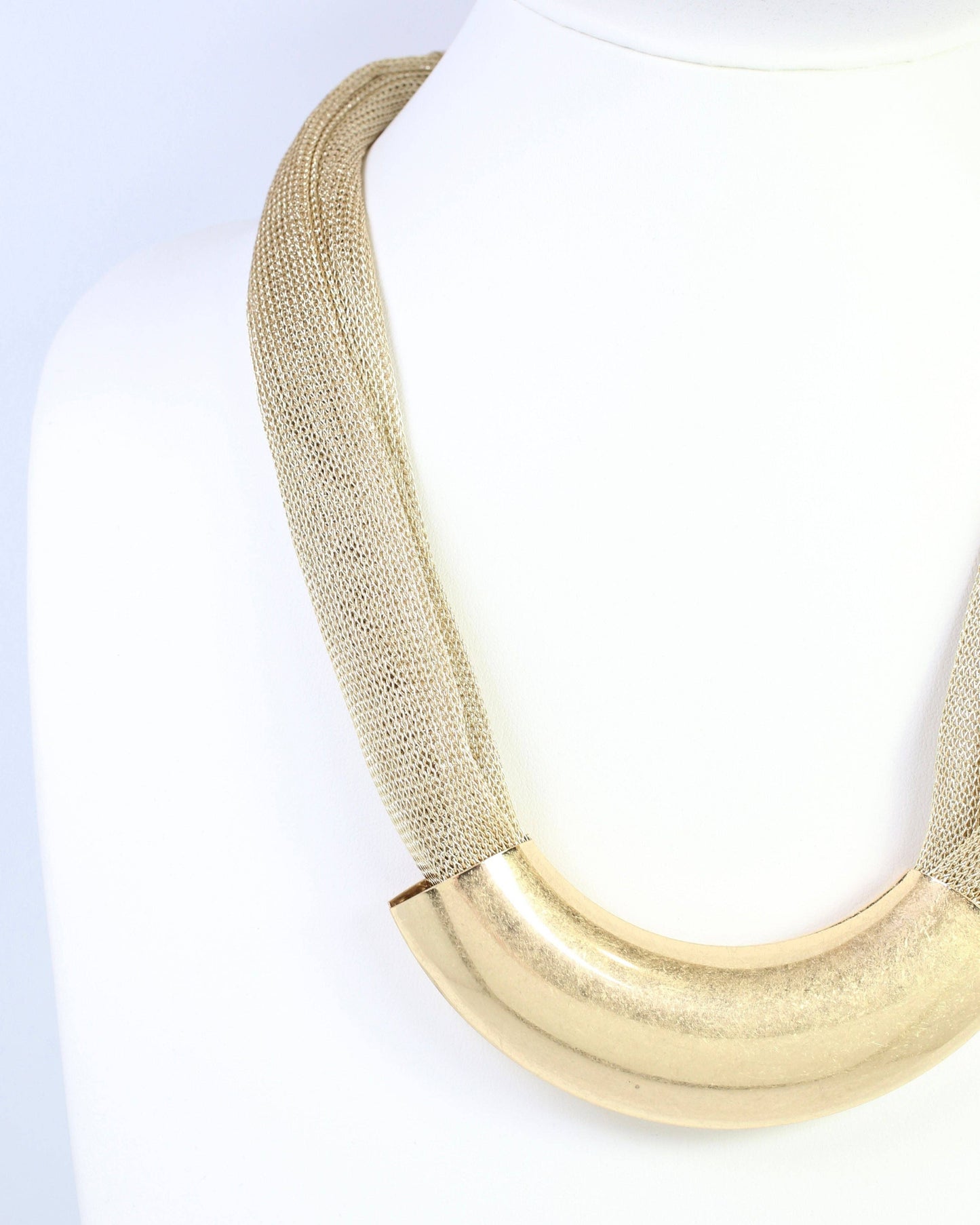 Albert Mesh Necklace with Bar Gold
