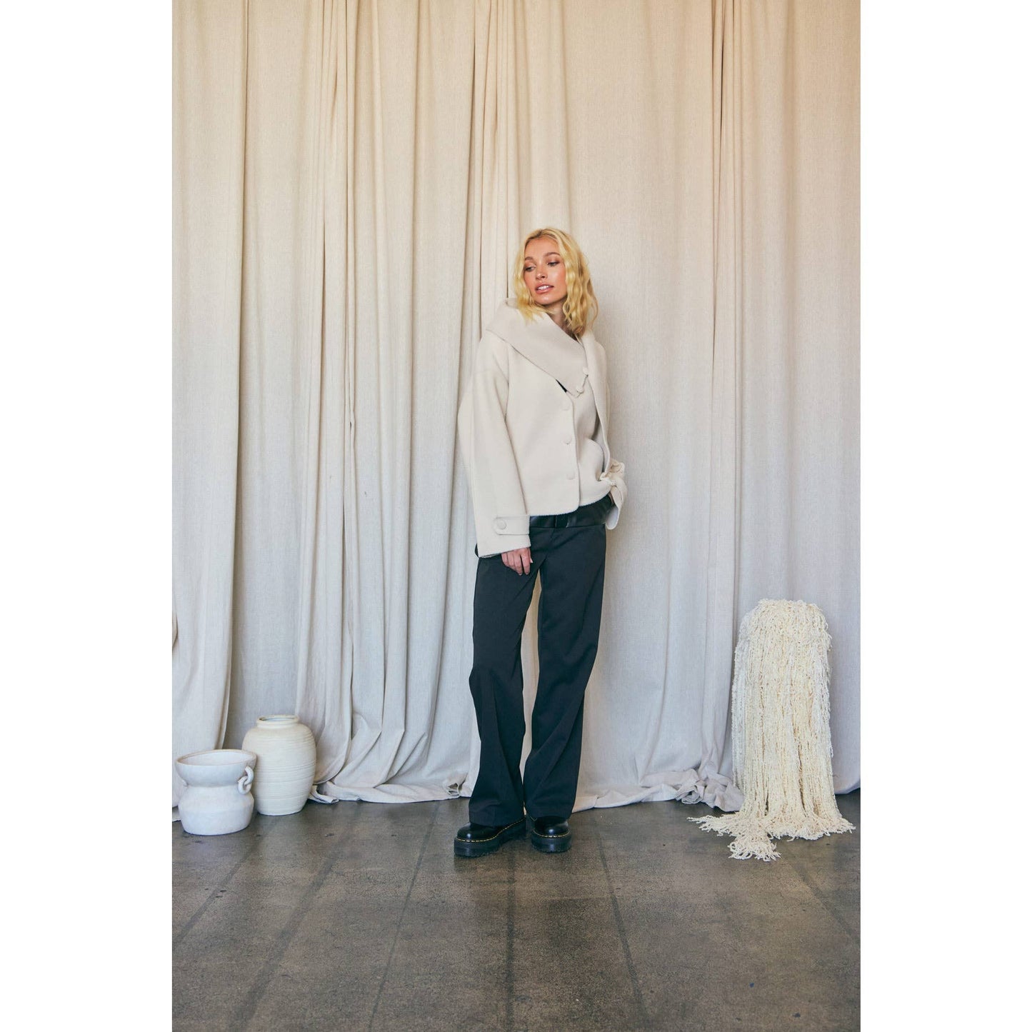 SCARF V-NECK DOUBLE-SIDED COAT (2 colors)